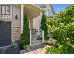 29 GOODALL COURT - 4