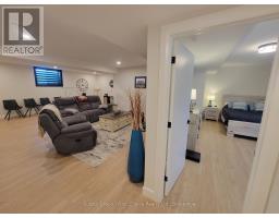 128 ROWE AVENUE - 32