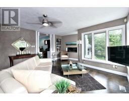 457 2ND AVENUE W - 14