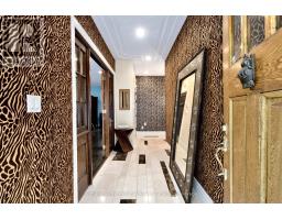 457 2ND AVENUE W - 8