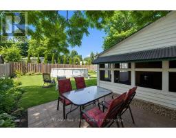 80 MEMORIAL CRESCENT - 20