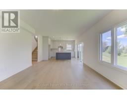 643 MARTIN STREET - 12