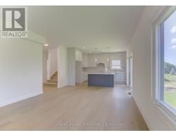 643 MARTIN STREET - 13
