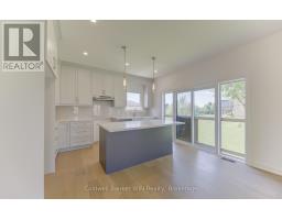 643 MARTIN STREET - 15