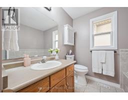 3 MARIGOLD DRIVE - 18