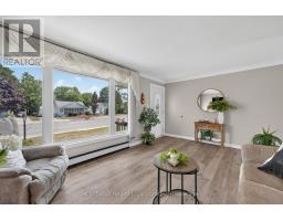 382 HURON ROAD - 11