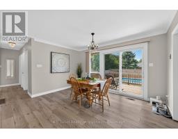 382 HURON ROAD - 12