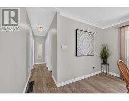 382 HURON ROAD - 15