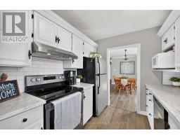 382 HURON ROAD - 26
