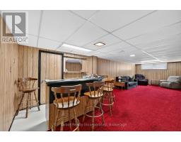 382 HURON ROAD - 33