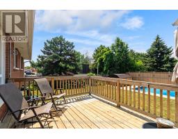 382 HURON ROAD - 41