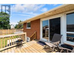 382 HURON ROAD - 42