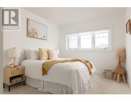 10 TIMMS GATE - 36