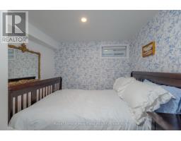 109 CARLING TERRACE - 18