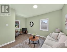 33 BRUCE STREET E - 7