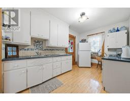 66 RAGLAN STREET - 16