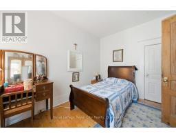 66 RAGLAN STREET - 23