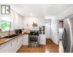 52 CAMERON AVENUE S - 20