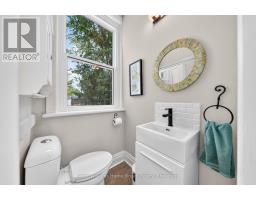 22 SOPHIA STREET - 23
