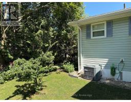 15 HURON LANE - 33
