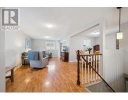 395 STRATHALLAN STREET - 7