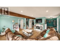 120 MARK STREET W - 23