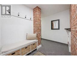 3 - 106 WOODLAWN ROAD E - 19