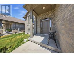 360 DOVER AVENUE - 4