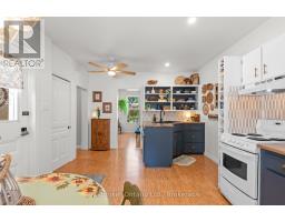 677 GARAFRAXA STREET N - 4