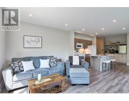 307 - 20 CAMPUS TRAIL - 17