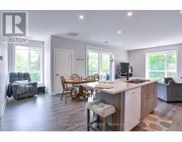 307 - 20 CAMPUS TRAIL - 8
