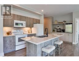 307 - 20 CAMPUS TRAIL - 9