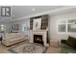 247 SUNSET DRIVE - 10