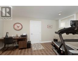 247 SUNSET DRIVE - 30
