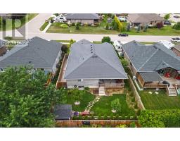 247 SUNSET DRIVE - 38
