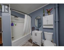 494 16TH STREET W - 17