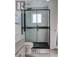 29 DUNSFORD CRESCENT - 17