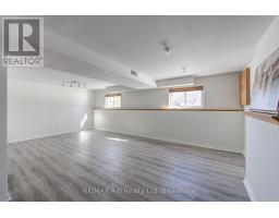 29 DUNSFORD CRESCENT - 23