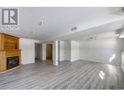 29 DUNSFORD CRESCENT - 24