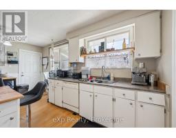 23 MUSKOKA DRIVE - 11