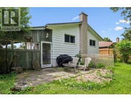 23 MUSKOKA DRIVE - 31
