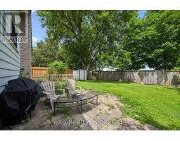 23 MUSKOKA DRIVE - 32