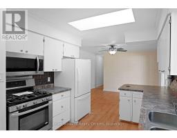 470 7TH STREET - 18