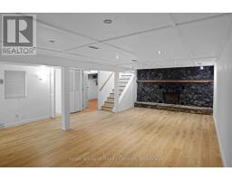 470 7TH STREET - 32