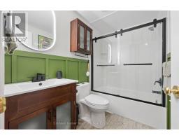 81 CANDLEWOOD DRIVE - 16