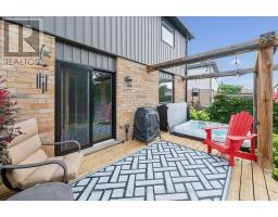 81 CANDLEWOOD DRIVE - 17