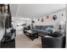 81 CANDLEWOOD DRIVE - 37