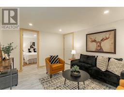 201 JOHN STREET - 15