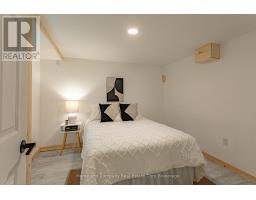 201 JOHN STREET - 17