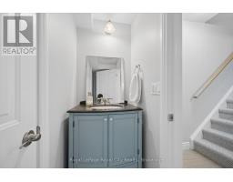 63 STARVIEW CRESCENT - 32